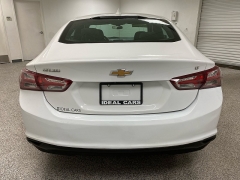 Used 2021  Chevrolet Malibu 4dr Sdn LT at Ideal Cars Llc near Mesa&comma; AZ
