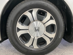 Used 2013  Honda Civic Hybrid 4d Sedan at Ideal Cars Llc near Mesa&comma; AZ