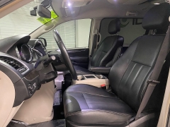 Used 2015  Chrysler Town & Country 4d Wagon Touring L at Ideal Cars Llc near Mesa, AZ