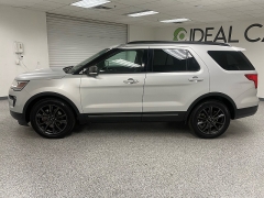 Used 2018 Ford Explorer 4d SUV FWD XLT at Ideal Cars Llc near Mesa, AZ