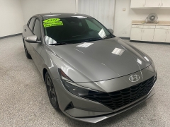 Used 2021 Hyundai Elantra SEL IVT at Ideal Cars Llc near Mesa, AZ