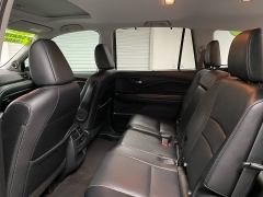 Used 2021  Honda Pilot Special Edition 2WD at Ideal Cars Llc near Mesa&comma; AZ