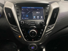 Used 2016  Hyundai Veloster 3d Coupe Auto at Ideal Cars Llc near Mesa&comma; AZ