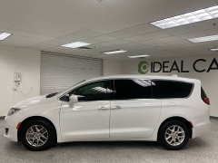 Used 2020 Chrysler Pacifica 4d Wagon Touring at Ideal Cars Llc near Mesa, AZ