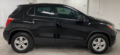 Used 2018  Chevrolet Trax 4d SUV AWD LS at Ideal Cars Llc near Mesa&comma; AZ