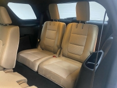 Used 2017  Ford Explorer 4d SUV 4WD XLT at Ideal Cars Llc near Mesa&comma; AZ