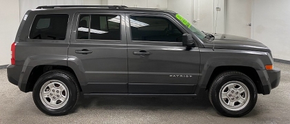 Used 2014  Jeep Patriot 4d SUV FWD Sport at Ideal Cars Llc near Mesa&comma; AZ