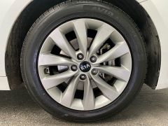 Used 2016  Kia Optima 4d Sedan LX at Ideal Cars Llc near Mesa&comma; AZ