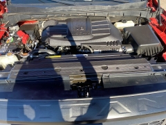 Used 2021  Nissan Titan 4x4 Crew Cab S at Ideal Cars Llc near Mesa&comma; AZ