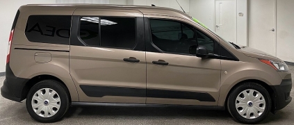 Used 2020  Ford Transit Connect Ext Wagon XL w&sol;Rear Liftgate at Ideal Cars Llc near Mesa&comma; AZ