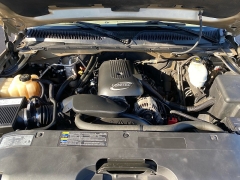 Used 2004  Chevrolet Silverado 2500 2WD Crew Cab HD LT at Ideal Cars Llc near Mesa&comma; AZ