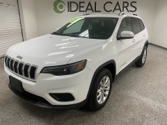 Used 2021  Jeep Cherokee Latitude 4x4 at Ideal Cars Llc near Mesa&comma; AZ