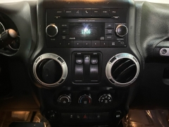 Used 2018  Jeep Wrangler JK 2d SUV 4WD Rubicon at Ideal Cars Llc near Mesa&comma; AZ