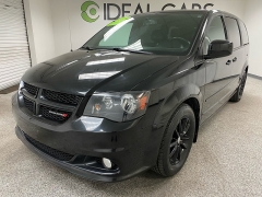  2017 Dodge Grand Caravan 4d Wagon GT at Ideal Cars Llc near Mesa&comma; AZ