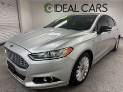  2013 Ford Fusion Energi 4d Sedan SE Luxury at Ideal Cars Llc near Mesa&comma; AZ