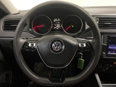 Used 2016  Volkswagen Jetta 4d Sedan S Auto at Ideal Cars Llc near Mesa&comma; AZ