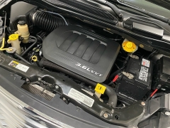 Used 2015  Chrysler Town & Country 4d Wagon Touring at Ideal Cars Llc near Mesa, AZ