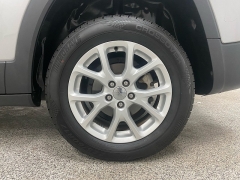 Used 2014  Jeep Cherokee 4d SUV FWD Latitude at Ideal Cars Llc near Mesa&comma; AZ