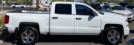 Used 2018  Chevrolet Silverado 1500 2WD Crew Cab Custom at Ideal Cars Llc near Mesa&comma; AZ