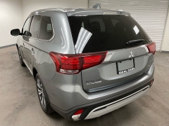 Used 2020 Mitsubishi Outlander 4d SUV AWC ES at Ideal Cars Llc near Mesa, AZ
