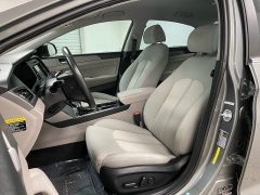 Used 2017  Hyundai Sonata Plug-In Hybrid 4d Sedan at Ideal Cars Llc near Mesa&comma; AZ