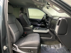 Used 2018  Chevrolet Silverado 1500 4WD Crew Cab LT Z71 at Ideal Cars Llc near Mesa&comma; AZ