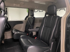 Used 2016  Chrysler Town & Country 4d Wagon Touring at Ideal Cars Llc near Mesa&comma; AZ