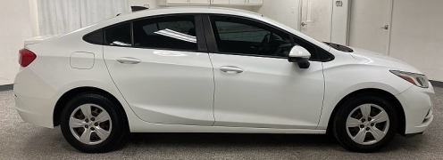 Used 2018  Chevrolet Cruze 4d Sedan LS Auto at Ideal Cars Llc near Mesa, AZ