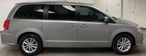 Used 2020  Dodge Grand Caravan 4d Wagon SE Plus at Ideal Cars Llc near Mesa&comma; AZ