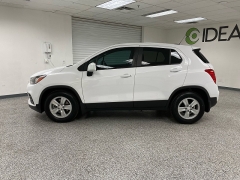 Used 2020 Chevrolet Trax 4d SUV FWD LS at Ideal Cars Llc near Mesa, AZ