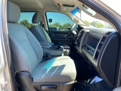 Used 2018  Ram 2500 4WD Crew Cab Tradesman at Ideal Cars Llc near Mesa&comma; AZ
