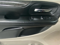 Used 2015  Dodge Grand Caravan 4d Wagon SE at Ideal Cars Llc near Mesa&comma; AZ