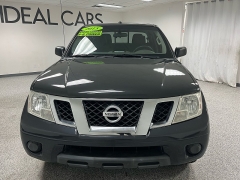 Used 2015  Nissan Frontier 2WD Crew Cab SV Auto at Ideal Cars Llc near Mesa&comma; AZ