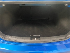 Used 2017  Hyundai Elantra 4d Sedan SE Value Edition at Ideal Cars Llc near Mesa&comma; AZ