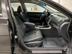 Used 2015  Nissan Altima 4d Sedan SL 2&period;5L at Ideal Cars Llc near Mesa&comma; AZ