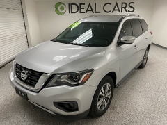  2018 Nissan Pathfinder 4d SUV 4WD SV at Ideal Cars Llc near Mesa, AZ