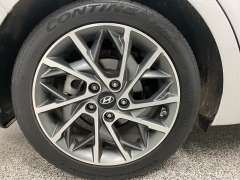 Used 2020  Hyundai Elantra 4d Sedan Limited at Ideal Cars Llc near Mesa, AZ