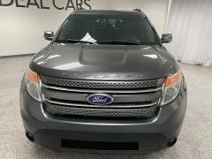 Used 2015 Ford Explorer 4d SUV FWD XLT at Ideal Cars Llc near Mesa, AZ