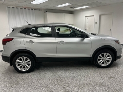 Used 2017 Nissan Rogue Sport 4d SUV FWD S at Ideal Cars Llc near Mesa, AZ