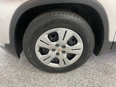 Used 2018 Chevrolet Trax 4d SUV FWD LS at Ideal Cars Llc near Mesa, AZ