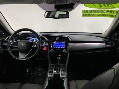 Used 2017  Honda Civic Sedan 4d Touring at Ideal Cars Llc near Mesa&comma; AZ