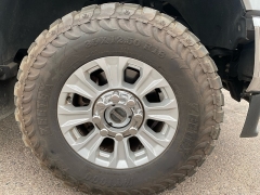 Used 2020  Ford Super Duty F-250 4WD Crew Cab XLT at Ideal Cars Llc near Mesa&comma; AZ