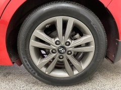 Used 2018  Hyundai Elantra 4d Sedan SEL at Ideal Cars Llc near Mesa&comma; AZ