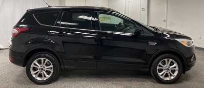 Used 2017  Ford Escape 4d SUV 4WD SE at Ideal Cars Llc near Mesa&comma; AZ