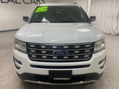 Used 2017  Ford Explorer 4d SUV 4WD XLT at Ideal Cars Llc near Mesa&comma; AZ