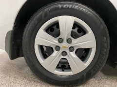 Used 2017  Chevrolet Cruze 4d Sedan LS Auto at Ideal Cars Llc near Mesa&comma; AZ