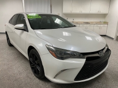 Used 2017  Toyota Camry 4d Sedan XSE V6 at Ideal Cars Llc near Mesa&comma; AZ
