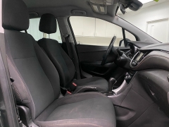 Used 2019 Chevrolet Trax 4d SUV FWD LS at Ideal Cars Llc near Mesa, AZ