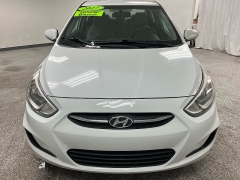 Used 2017  Hyundai Accent 4d Sedan SE Auto at Ideal Cars Llc near Mesa&comma; AZ