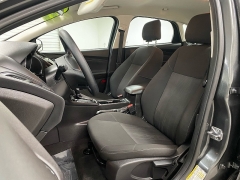 Used 2017  Ford Focus 4d Sedan SE at Ideal Cars Llc near Mesa&comma; AZ